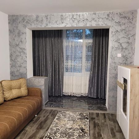 Apartament Regim Hotelier 2 Iasi Buitenkant foto